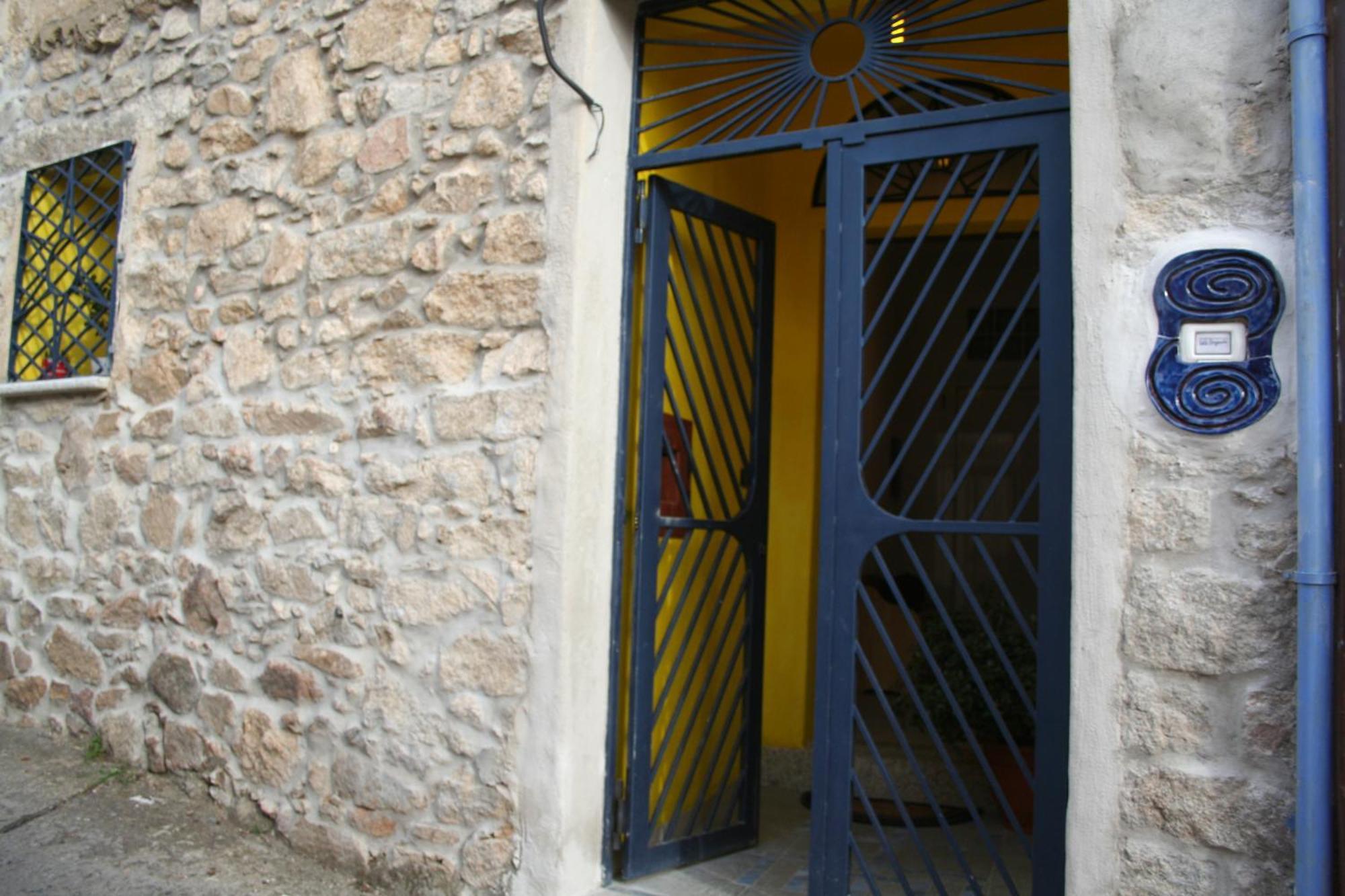 Orgosolo B&B Sardegna المظهر الخارجي الصورة